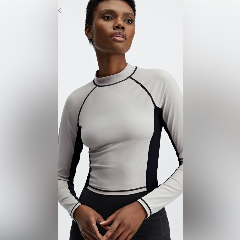 Fabletics Giana Mock neck L/S Top. New with Tags